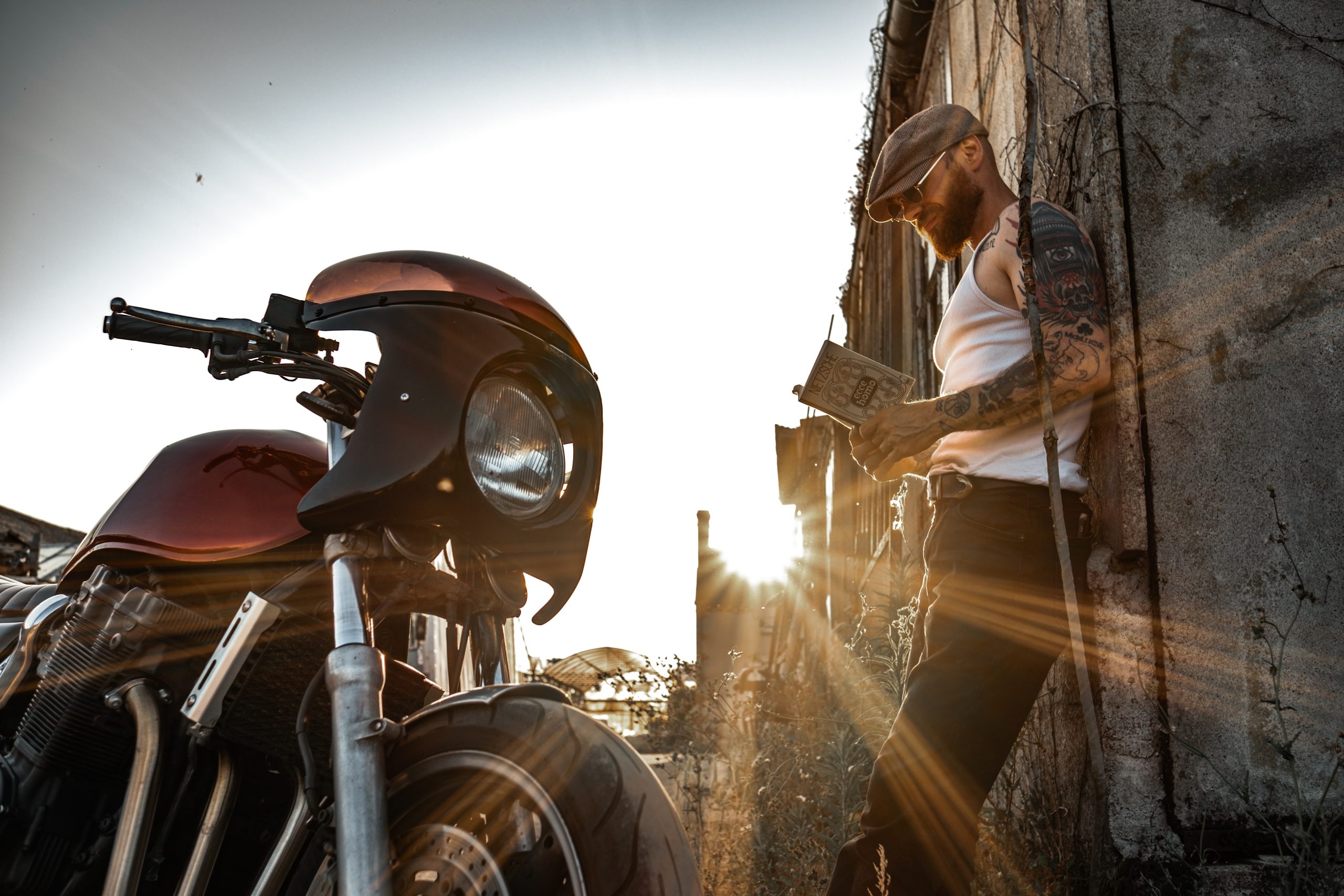 Photographie moto café racer – McBluesik – style cinématographique29